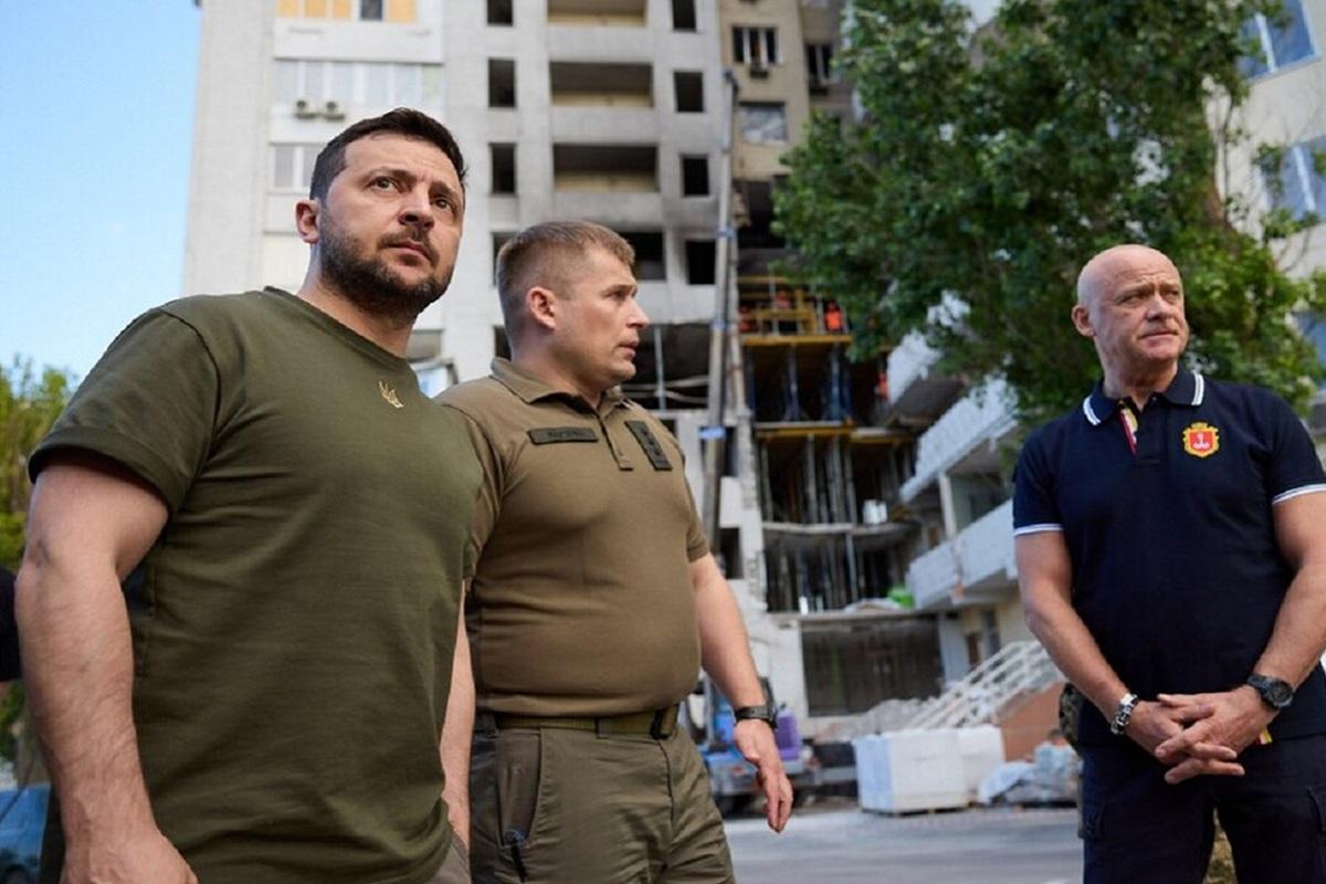 СБУ: Польский пенсионер готовил покушение на Зеленского по заказу спецслужб СБУ: Польский пенсионер готовил покушение на Зеленского по заказу спецслужб