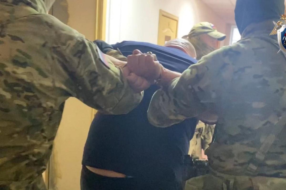Под Тулой был задержан подозреваемый в убийстве директора спортколледжа Архипова и его адвоката Под Тулой был задержан подозреваемый в убийстве директора спортколледжа Архипова и его адвоката