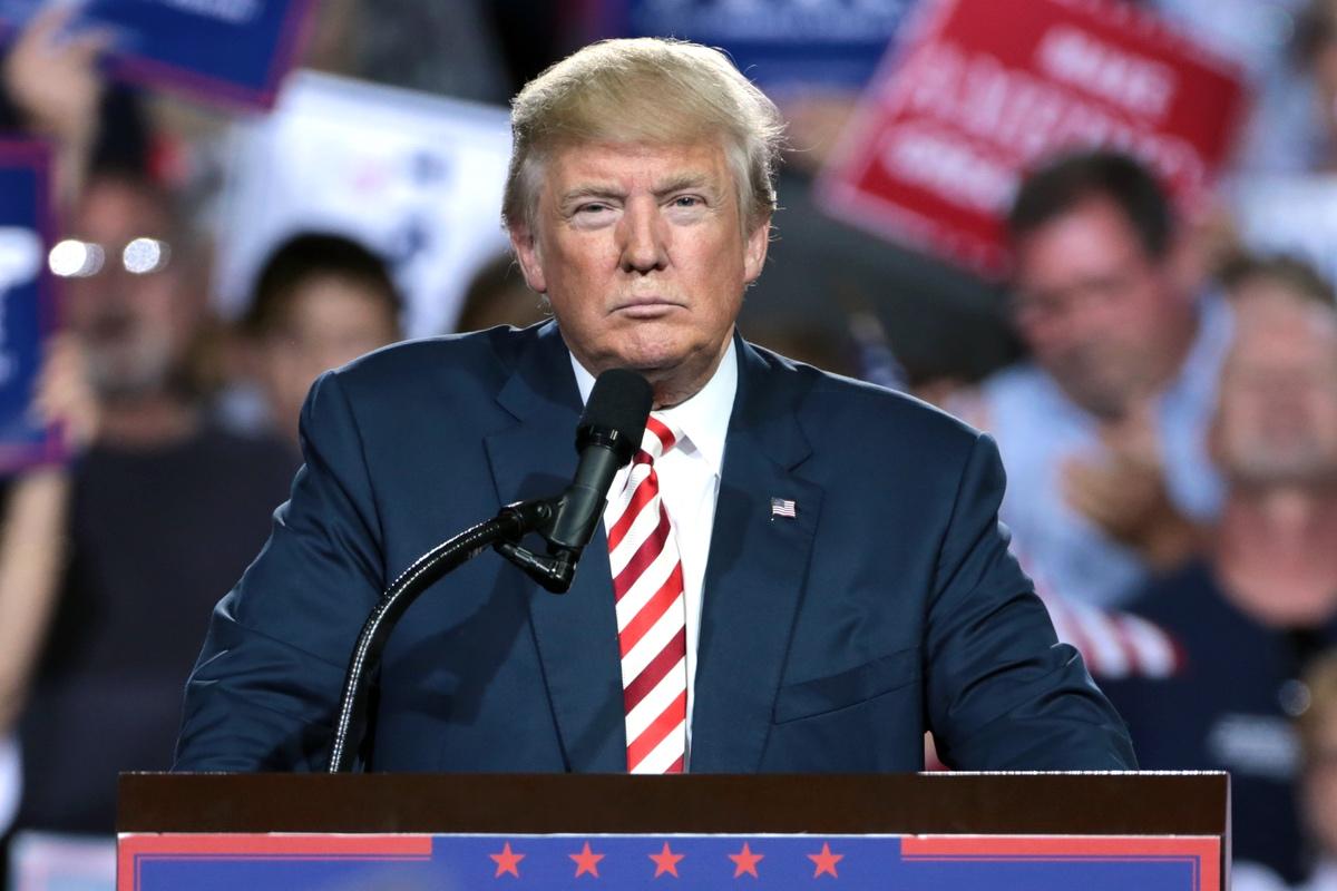 Костюм Зеленского может разозлить Трампа и разрушить отношения Костюм Зеленского может разозлить Трампа и разрушить отношения