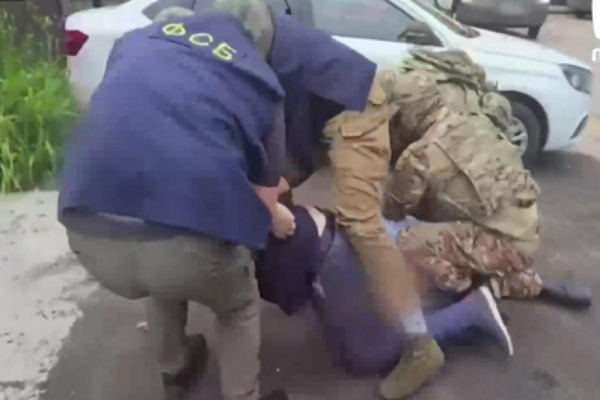 Двое полицейских из Калужской области легализовали 50 тысяч мигрантов Двое полицейских из Калужской области легализовали 50 тысяч мигрантов