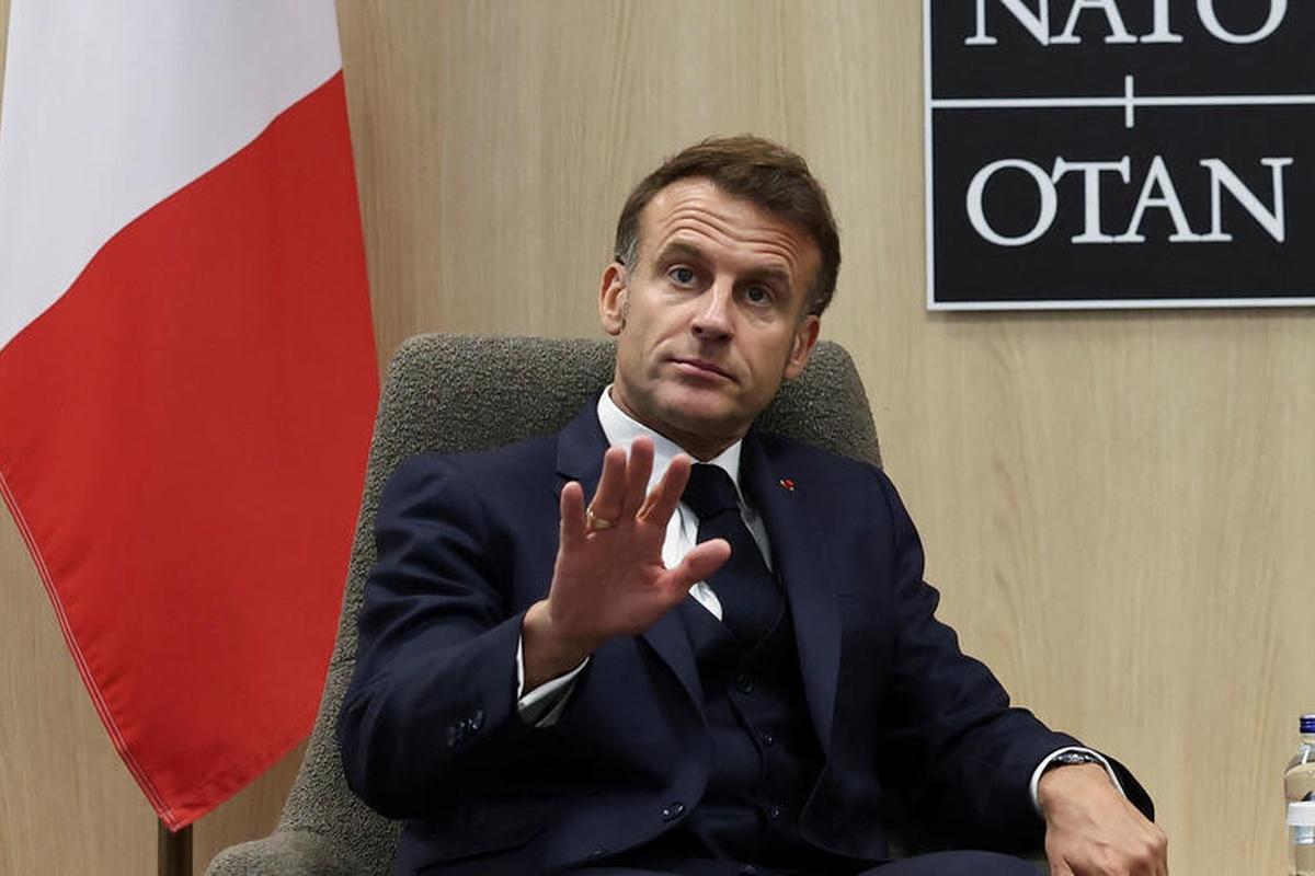 Макрон заявил, что Европе пришло время подумать о диалоге с Россией Макрон заявил, что Европе пришло время подумать о диалоге с Россией