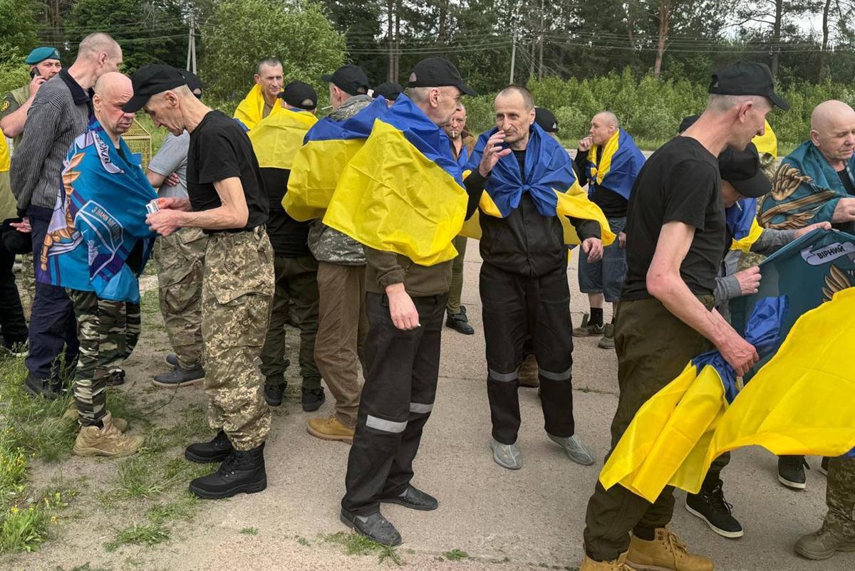 Опрос раскрыл мнение граждан Украины о сроках проведения выборов Опрос раскрыл мнение граждан Украины о сроках проведения выборов